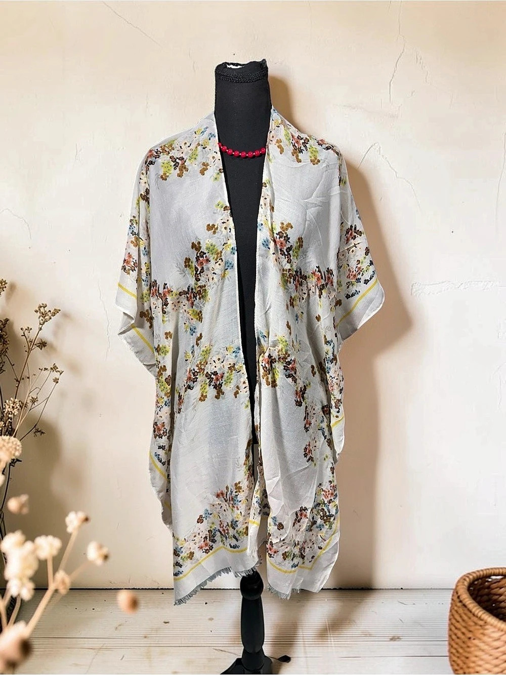 Woven Heart Floral Open Front Kimono in White & Yellow Like New